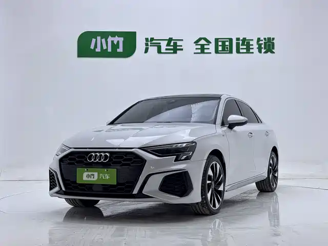Audi A3 Рестайлинг, A3L Limousine 35 TFSI, Стиль Спорт