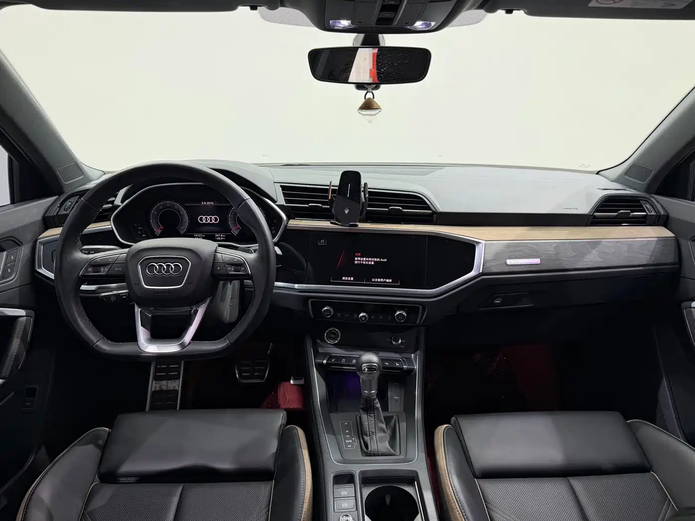 Audi Q3, миниатюра 5