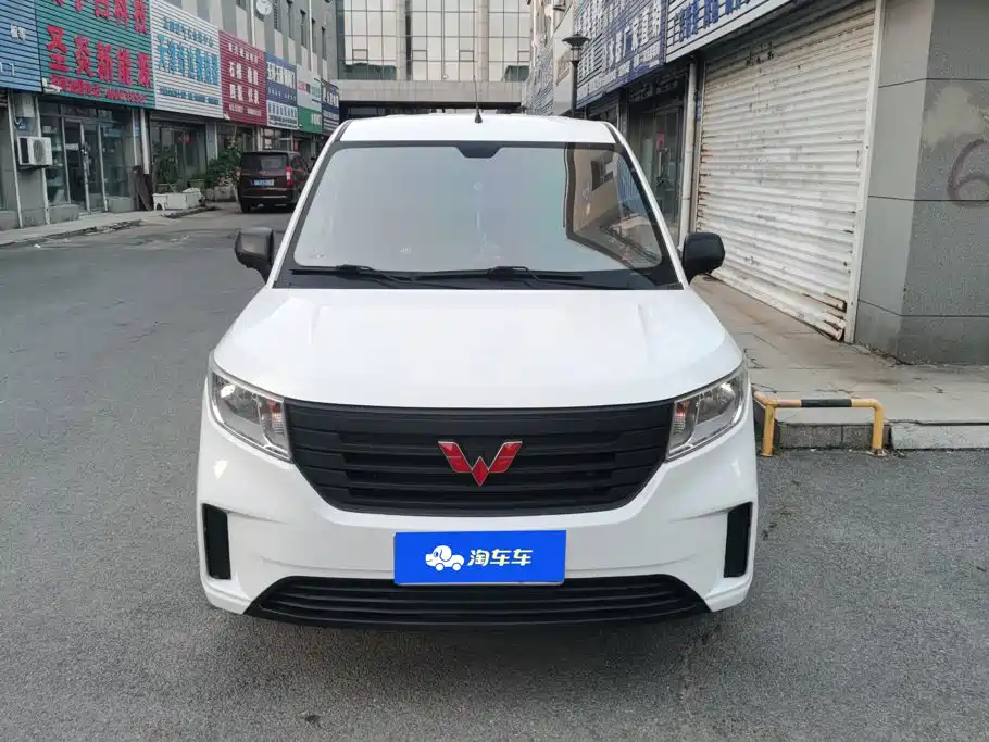 Wuling Motors Wuling Hongguang PLUS 2020 2019 1.5T Manual Standard 5-Seater