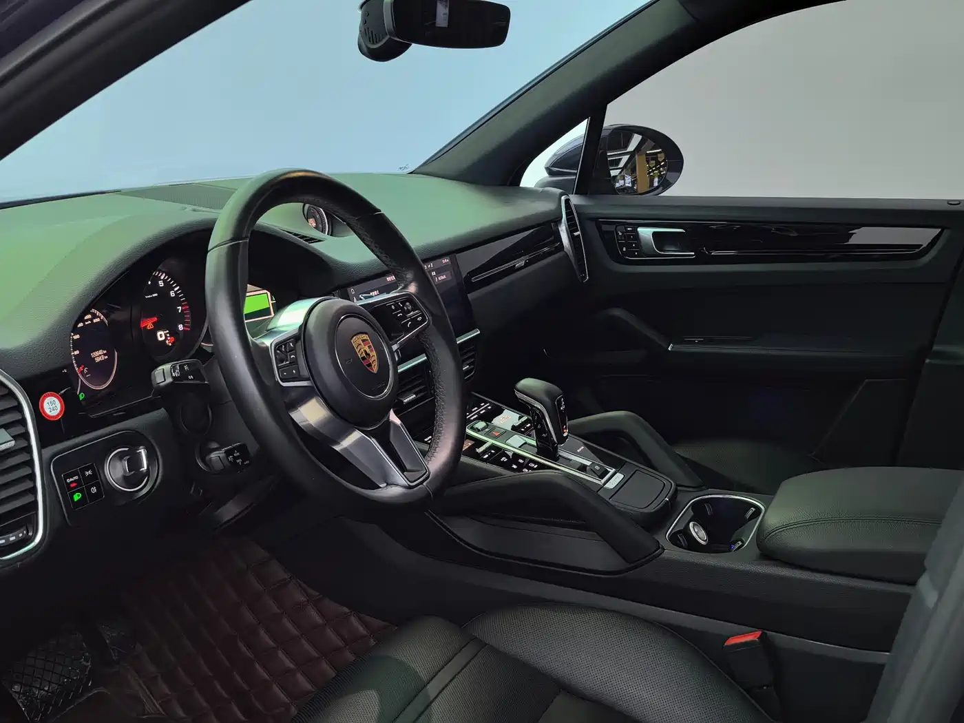 Porsche Cayenne 2018 Cayenne 3.0T фото 23