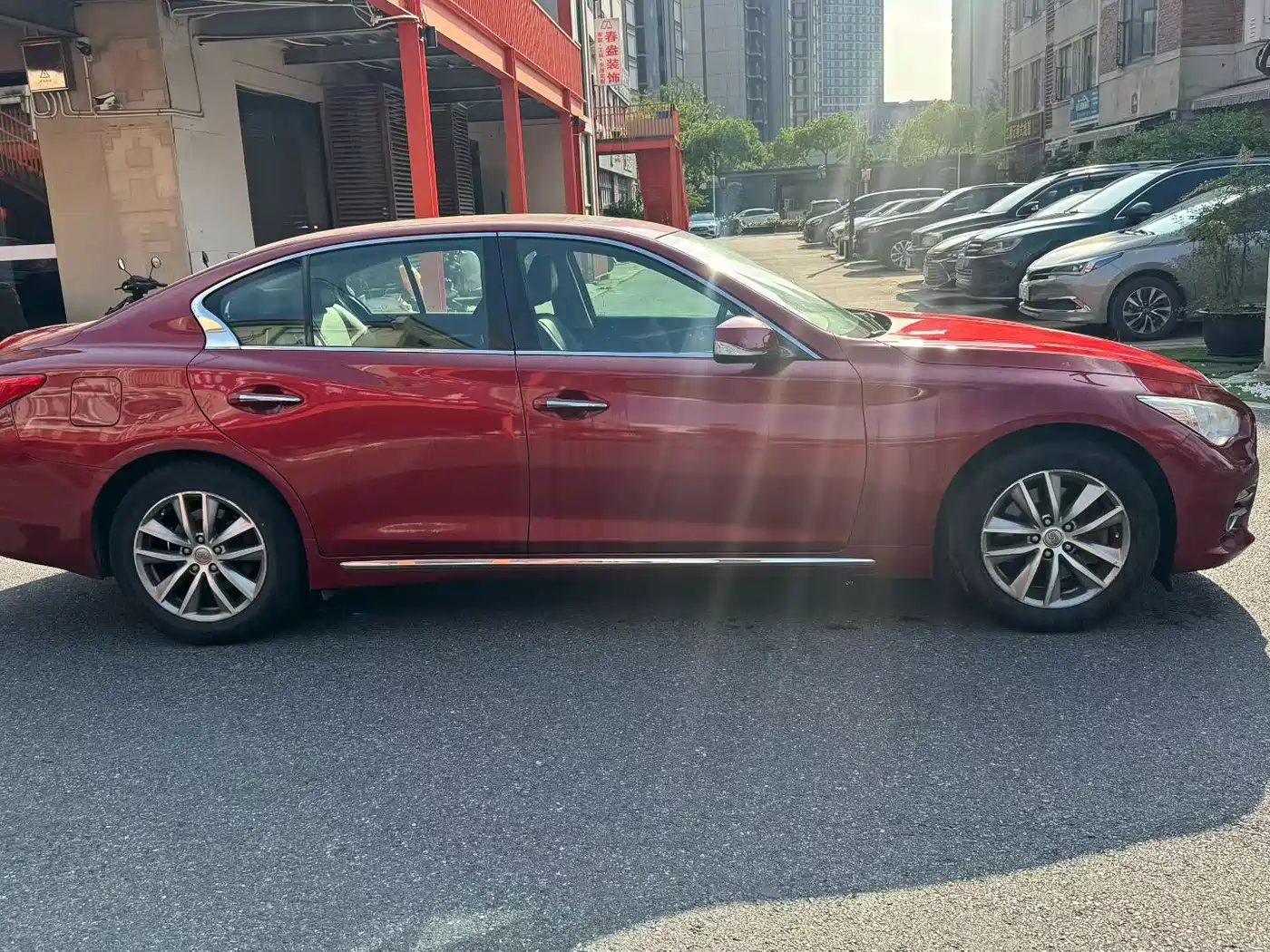 Infiniti Q50L 2015 2015 2.0T Comfort