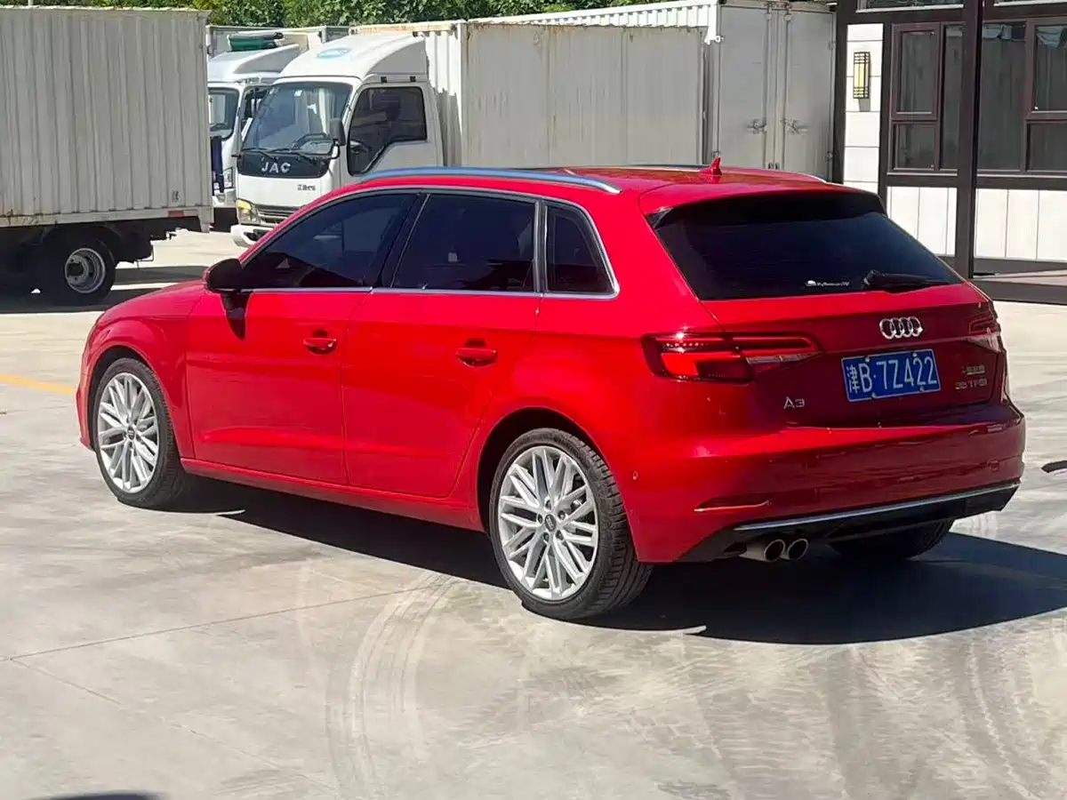 Фото 5 - Audi A3