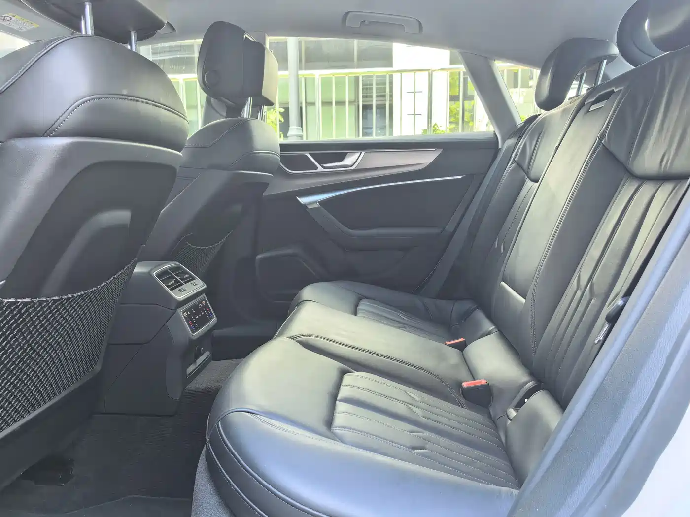 Фото 8 - Audi A7