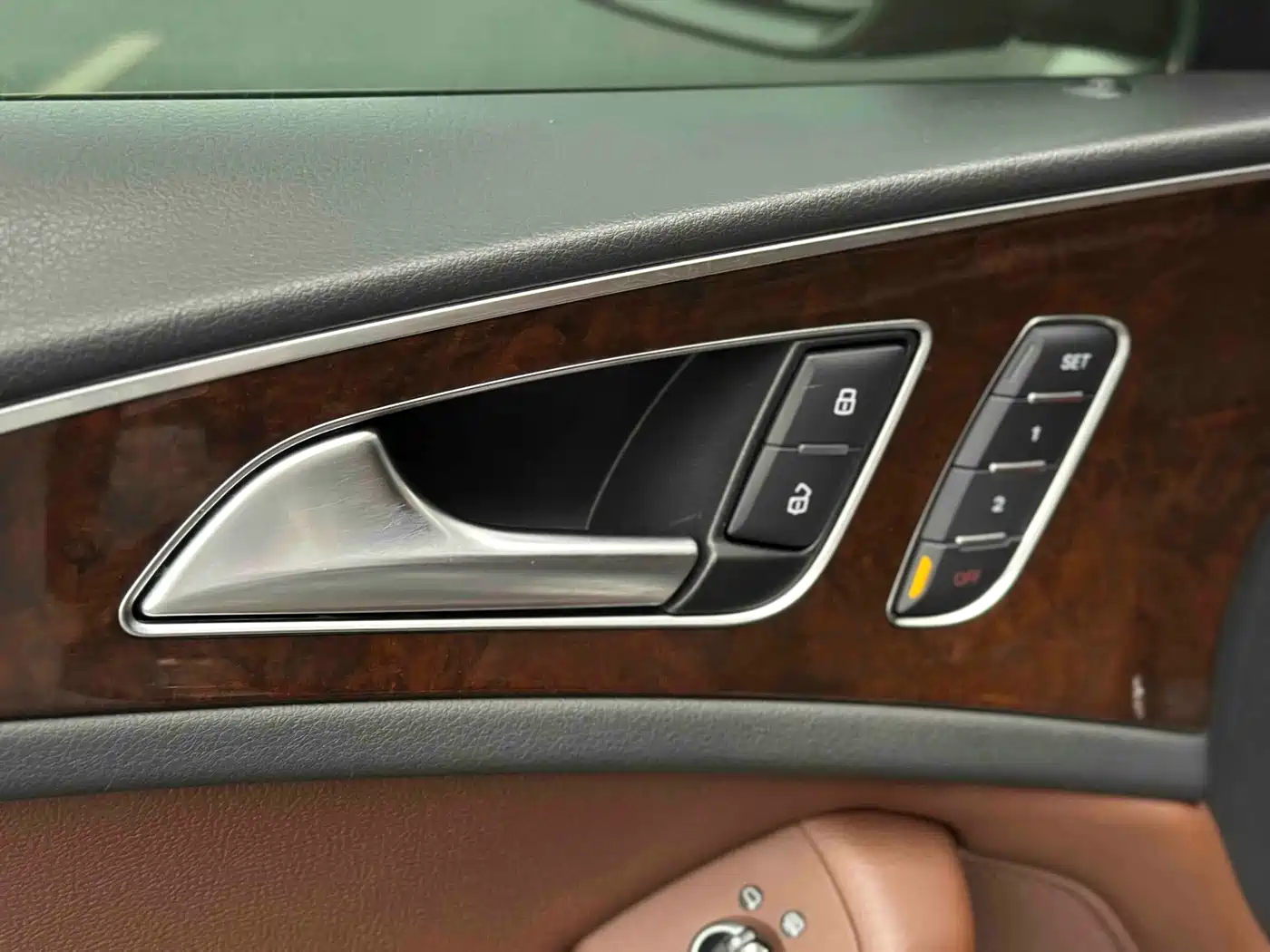 Audi A6L 2014 30 FSI Luxury фото 4