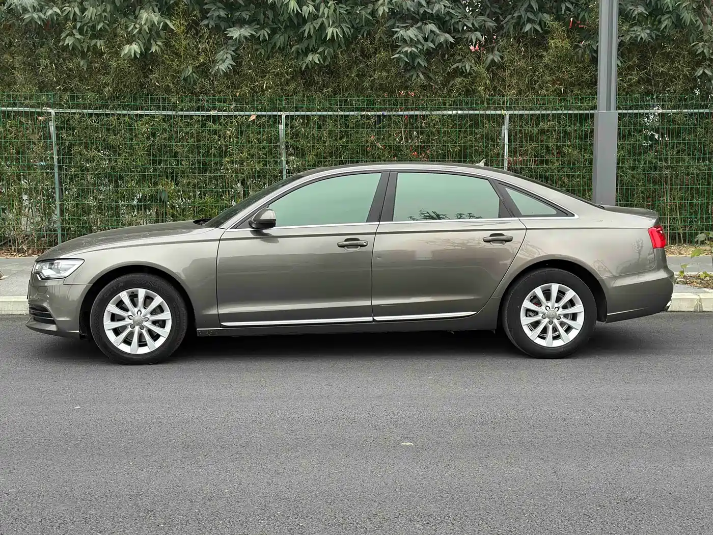 Audi A6L 2014 30 FSI Luxury фото 27