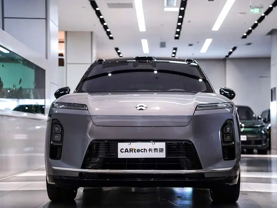 NIO ES8 2026 2025 Model 6-Seat Executive Luxury Edition