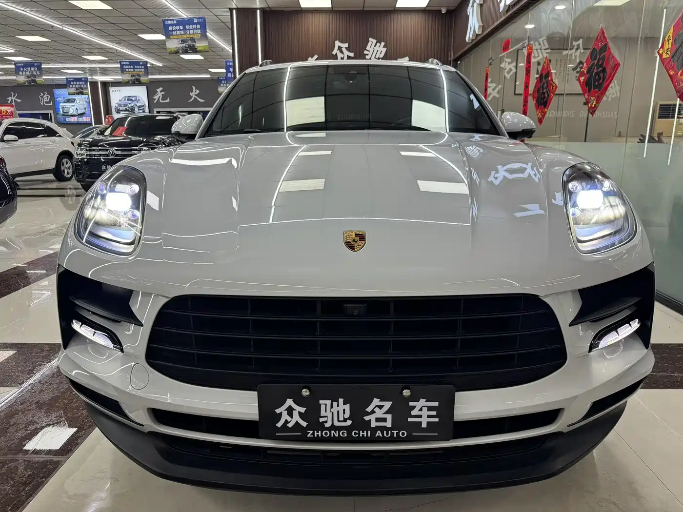 Porsche Macan 2020 Macan 2.0T фото 2