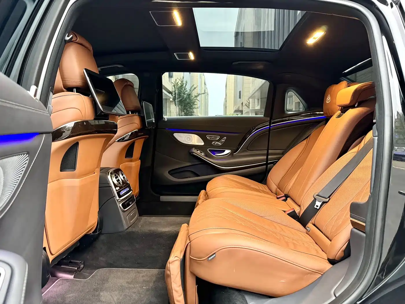 Mercedes-Benz Maybach S-Class 2020 S 450 4MATIC Collector's Edition фото 3