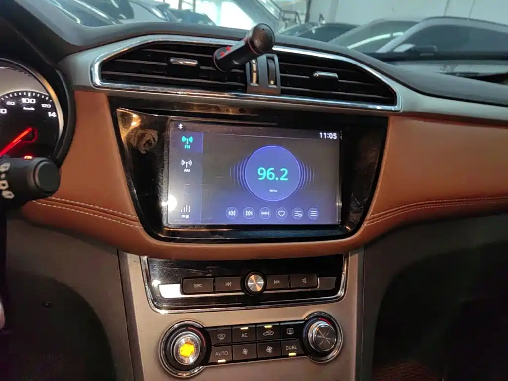 MG Roewe RX5 2017 2017 20T Automatic Luxury Edition