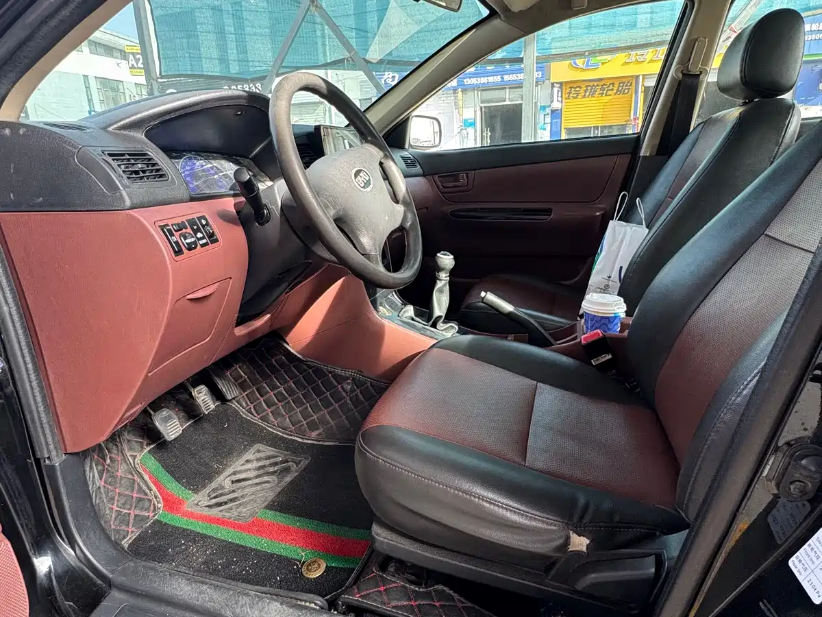 Фото 7 - BYD F3