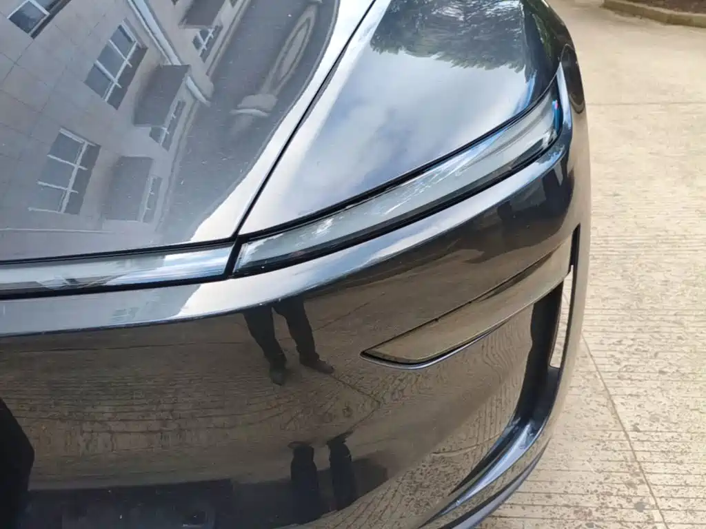 Tesla Model Y L 2026 2025 Facelift Long Range AWD