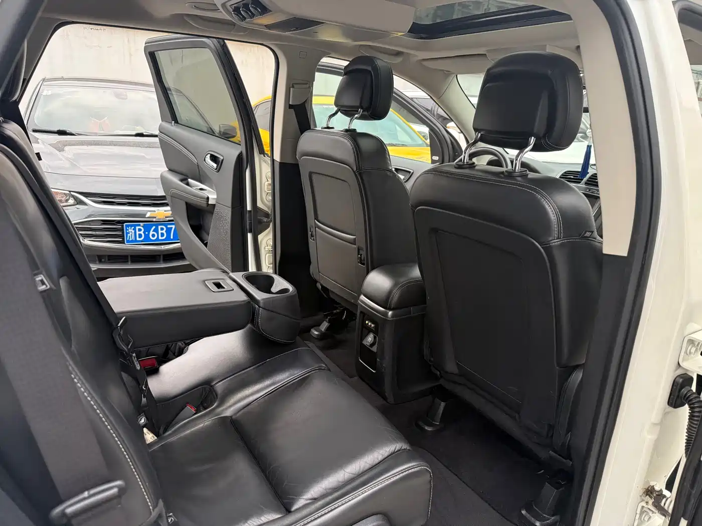 Dodge Journey 2015 2013 Model 2.4L 2WD Premium Edition