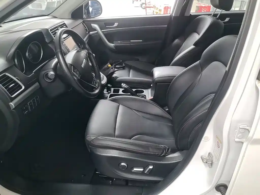 Фото 15 - Haval H6