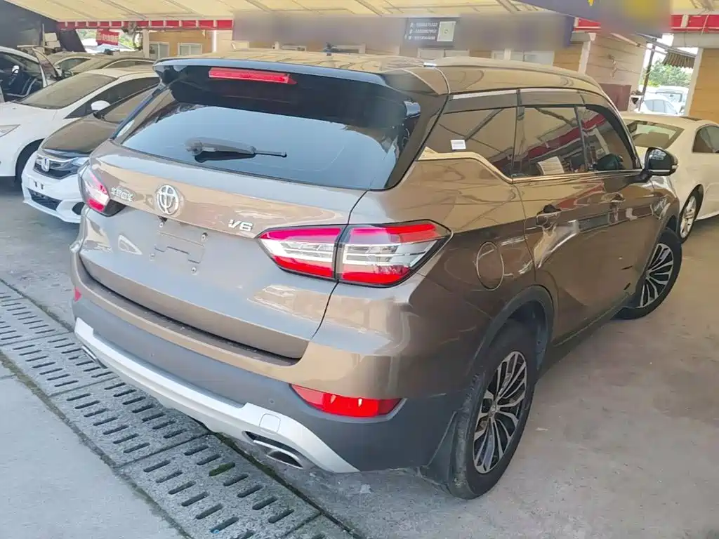 Zhonghua V6 2019 2018 1.5T Automatic Premium