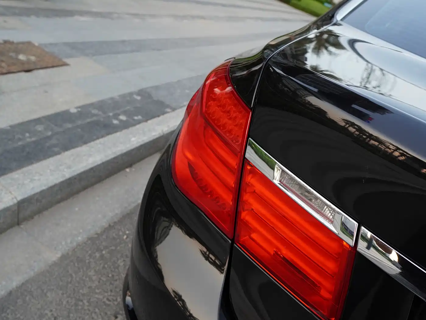 BMW 7 Series 2011 730Li Elegance фото 24