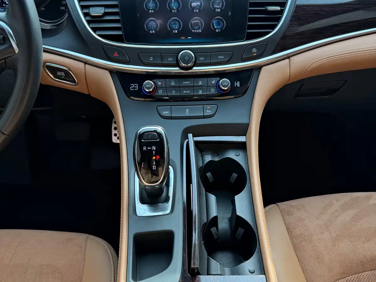 Buick LaCrosse 2016 20T Elite Type фото 4