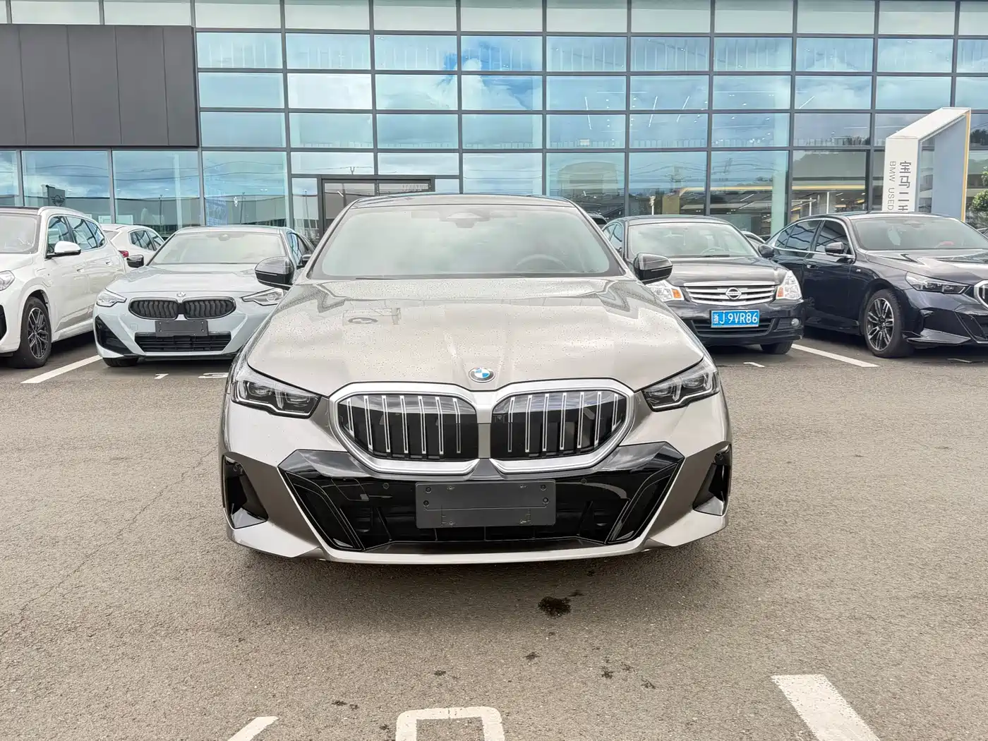 BMW 5 Series 2026 2026 530Li Leading M Sport Package