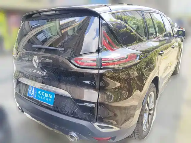 Renault Espace Classic 2018 TCe 300 Comfort — фото 2