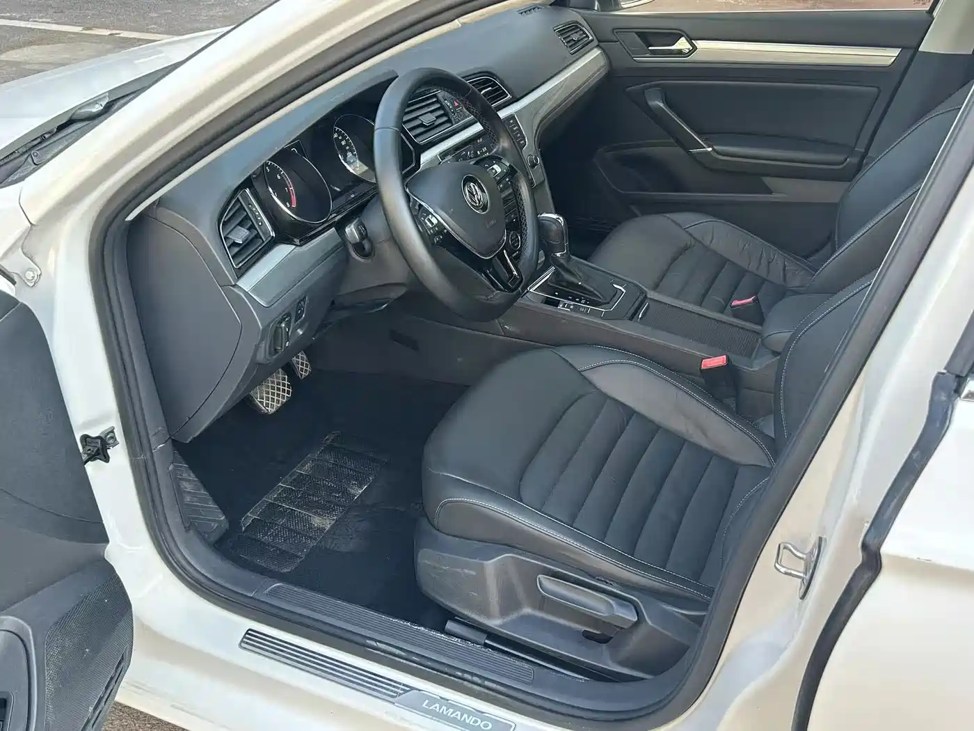 Volkswagen Lamando 2018 280TSI DSG Comfort Edition фото 9