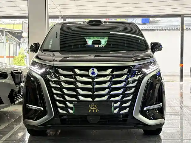 Denza D9 2025 DM-i Smart Driving Edition 1020 AWD Flagship — фото 2