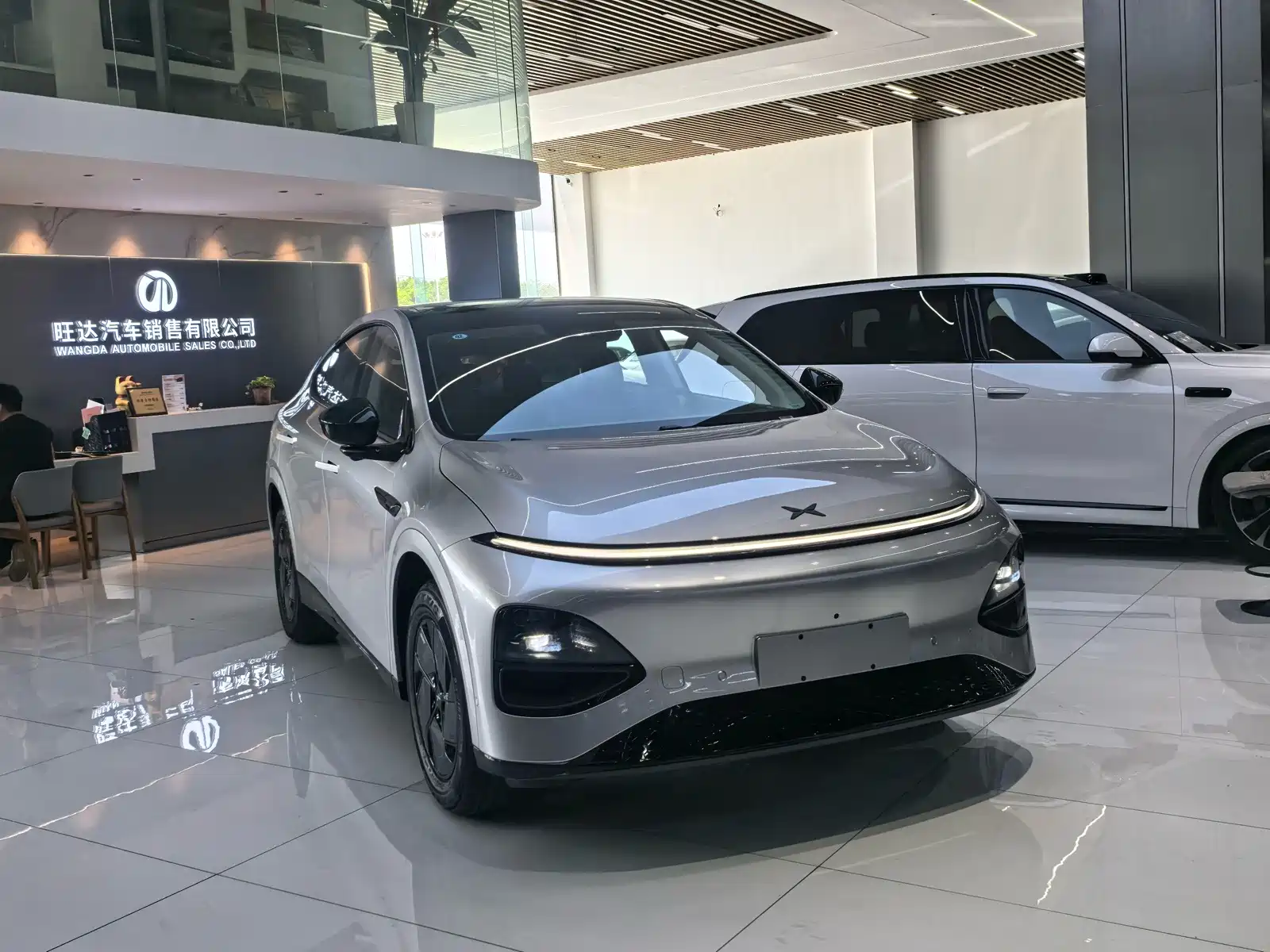 Фото 3 - XPeng G6