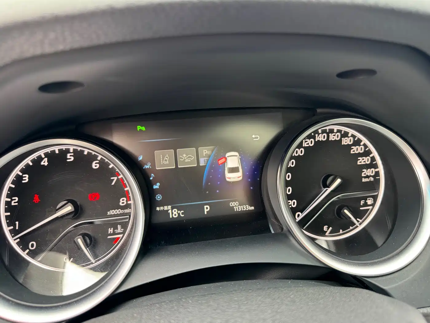 Toyota Camry 2018 2.5G Luxury Edition фото 7