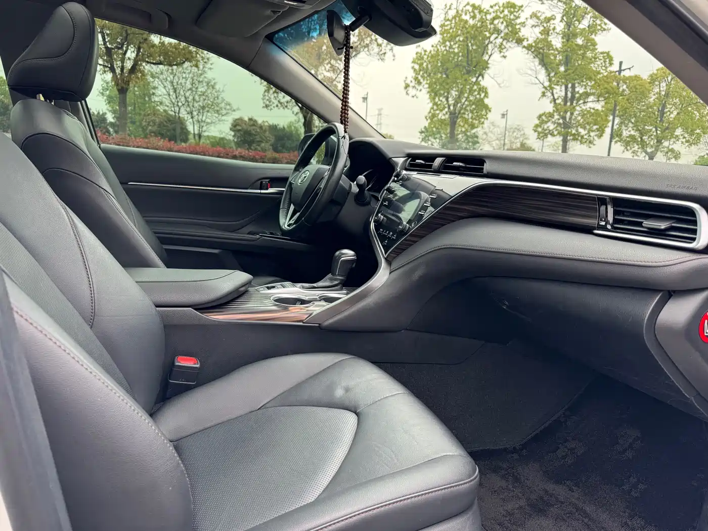 Toyota Camry 2018 2.5G Luxury Edition фото 10
