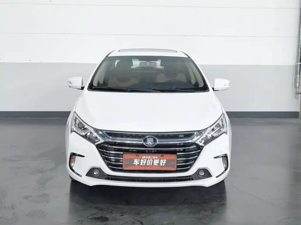 BYD Qin New Energy 2017 2017 1.5T Premium Model