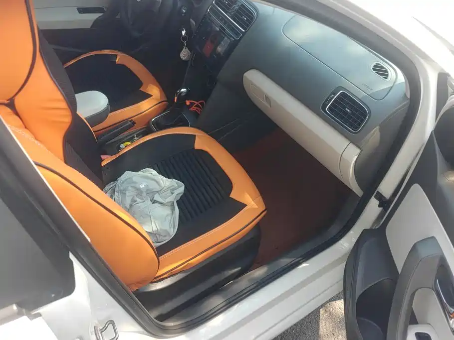 Volkswagen Polo 2014 2014 1.6L Automatic Comfort Edition