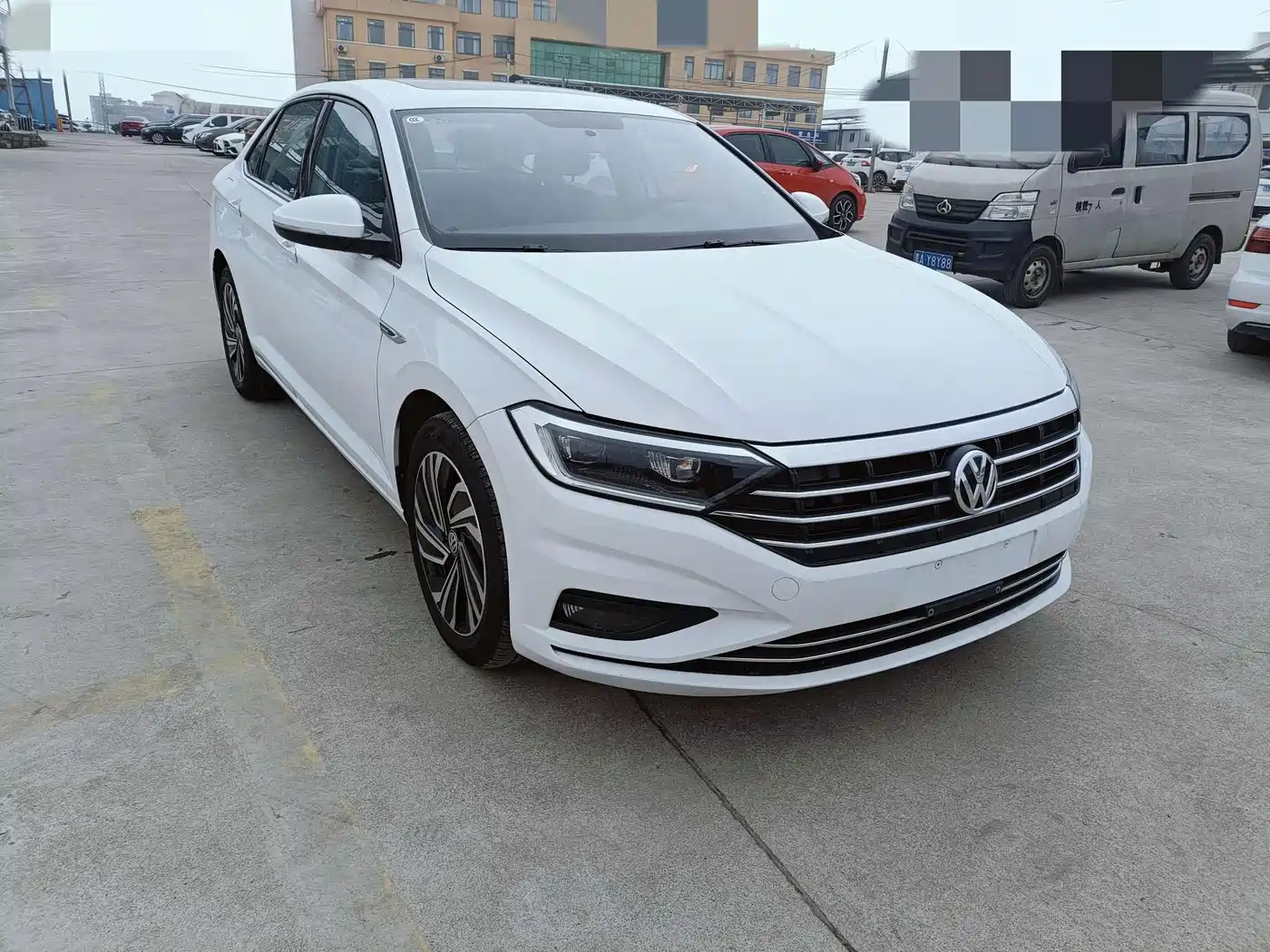 VOLKSWAGEN SAGITAR