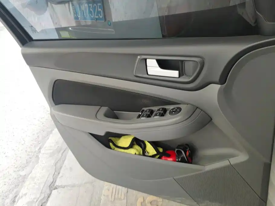 Ford Focus 2012 2012 Hatchback Classic 1.8L Auto Base