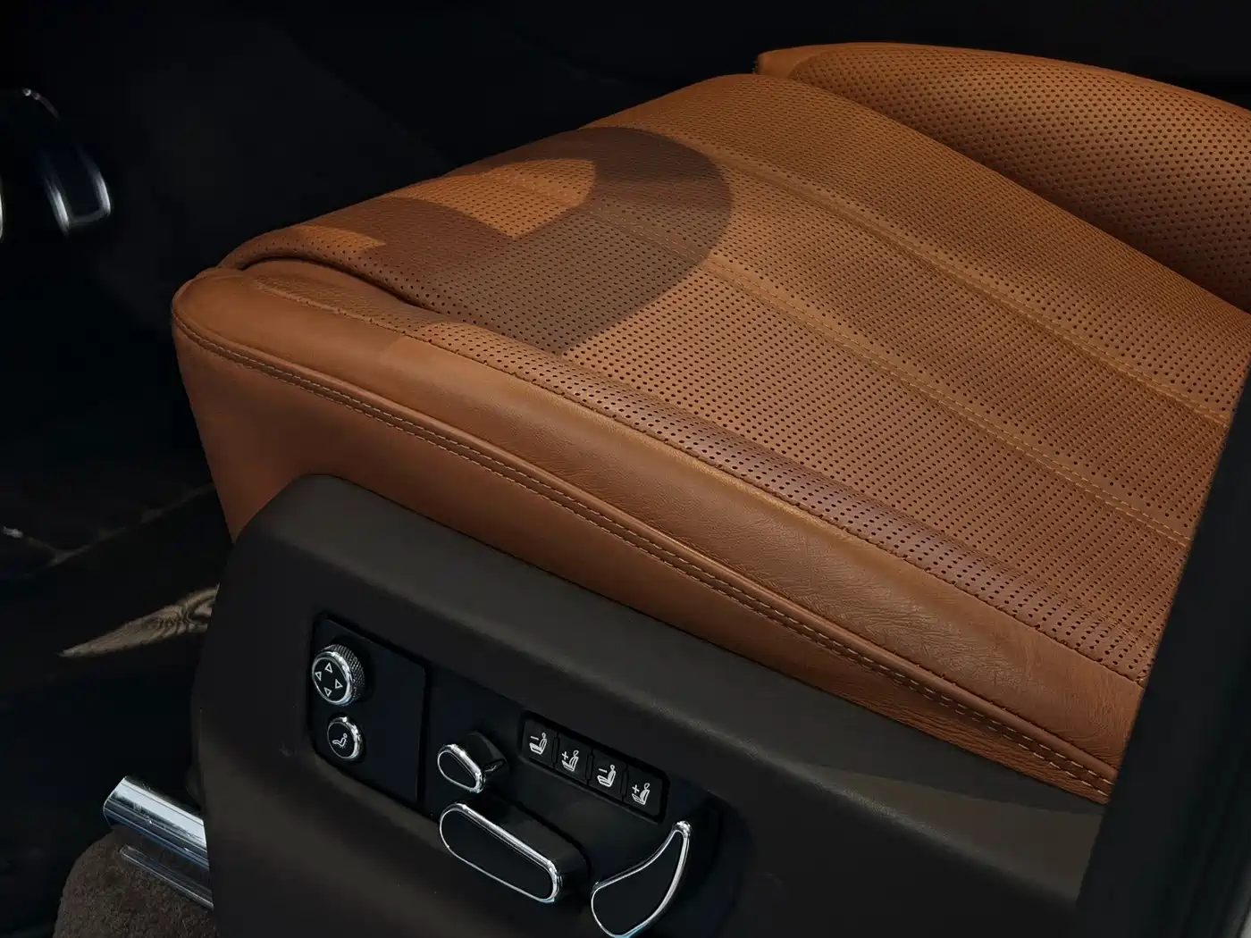 Bentley Bentayga 2024 2023 4.0T V8 Long Wheelbase Elegance Edition