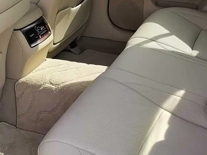 Toyota Crown 2010 2.5L Royal Leather Sunroof фото 10