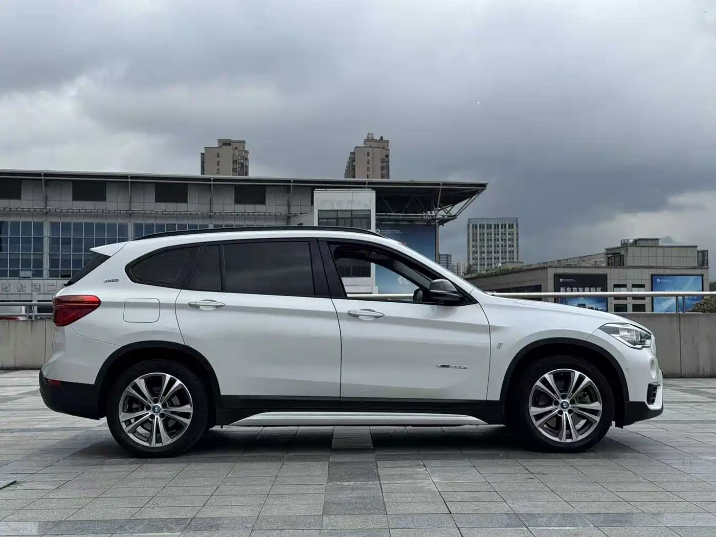 BMW X1 New Energy 2018 2018 xDrive25Le Luxury Model