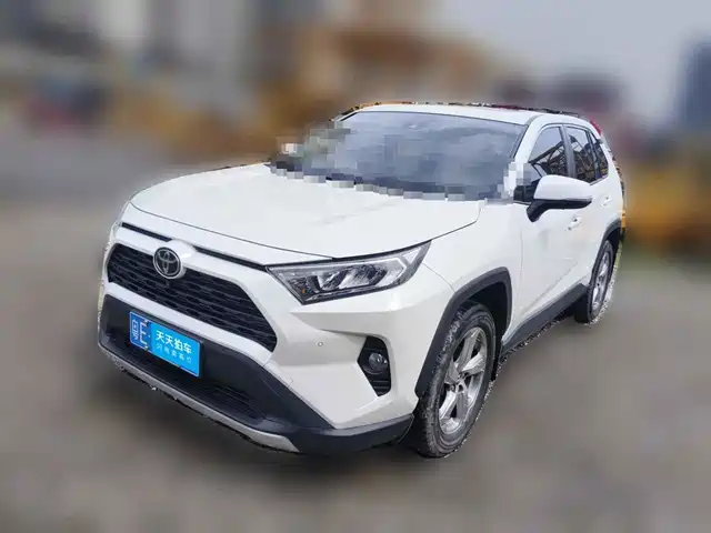 Toyota RAV4 Rongfang 2022 2.0L CVT 2WD Trend Plus Edition — фото 1
