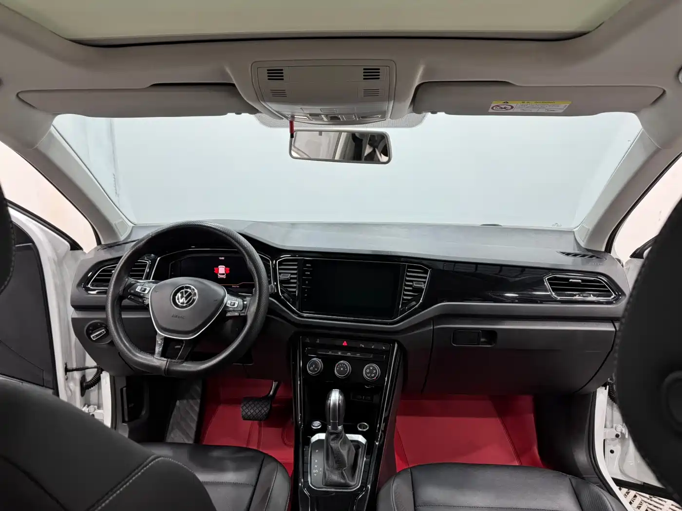 Volkswagen T-ROC 2022 280TSI DSG 2WD Comfort PLUS фото 5