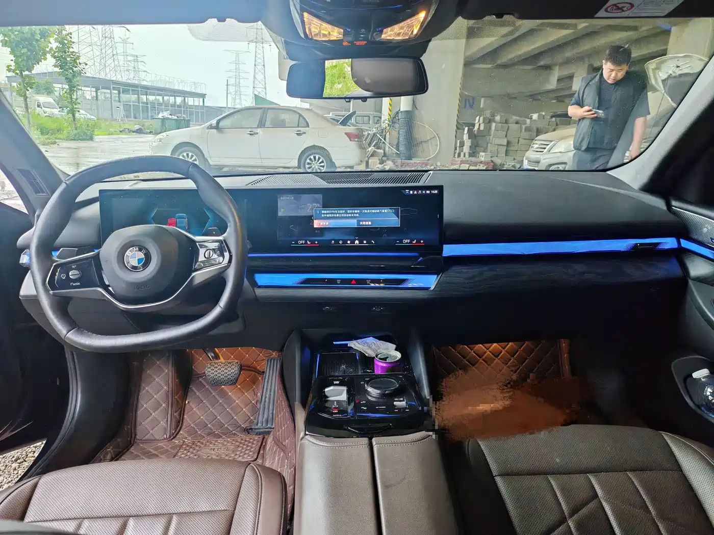 BMW 5 Series 2024 530Li Leading Model Luxury Package фото 8