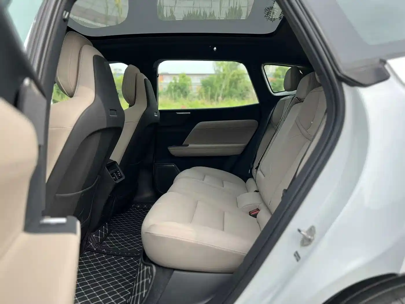 Фото 5 - Volvo XC70 Plug-in Hybrid