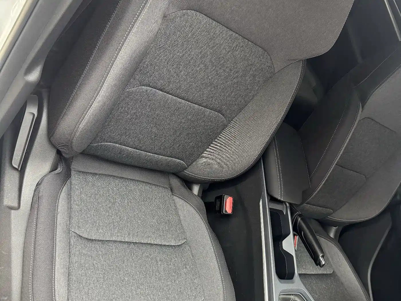 GEELY AUTOMOBILE EMGRAND