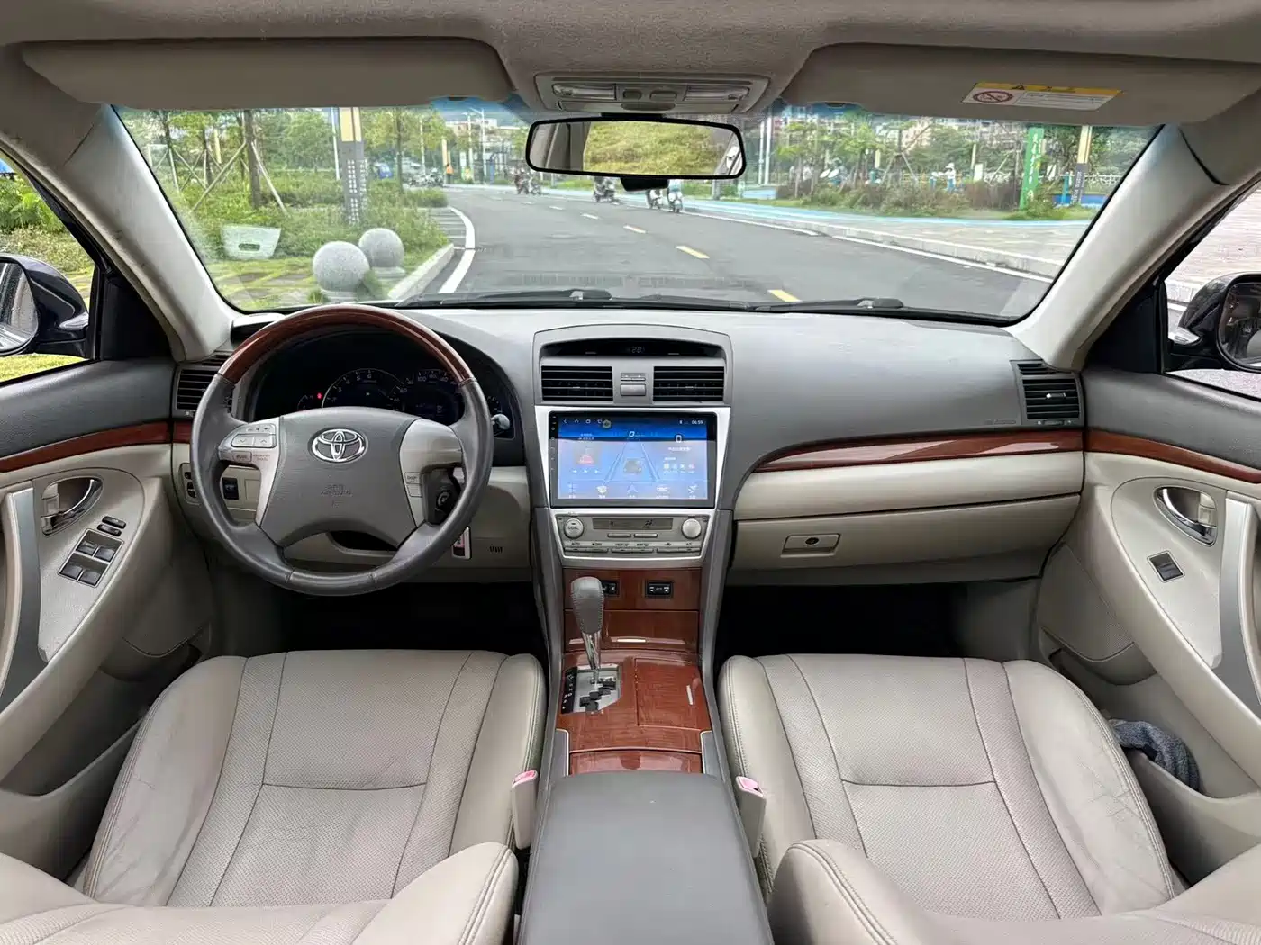 Toyota Camry 2013 200G Classic Luxury Edition фото 13