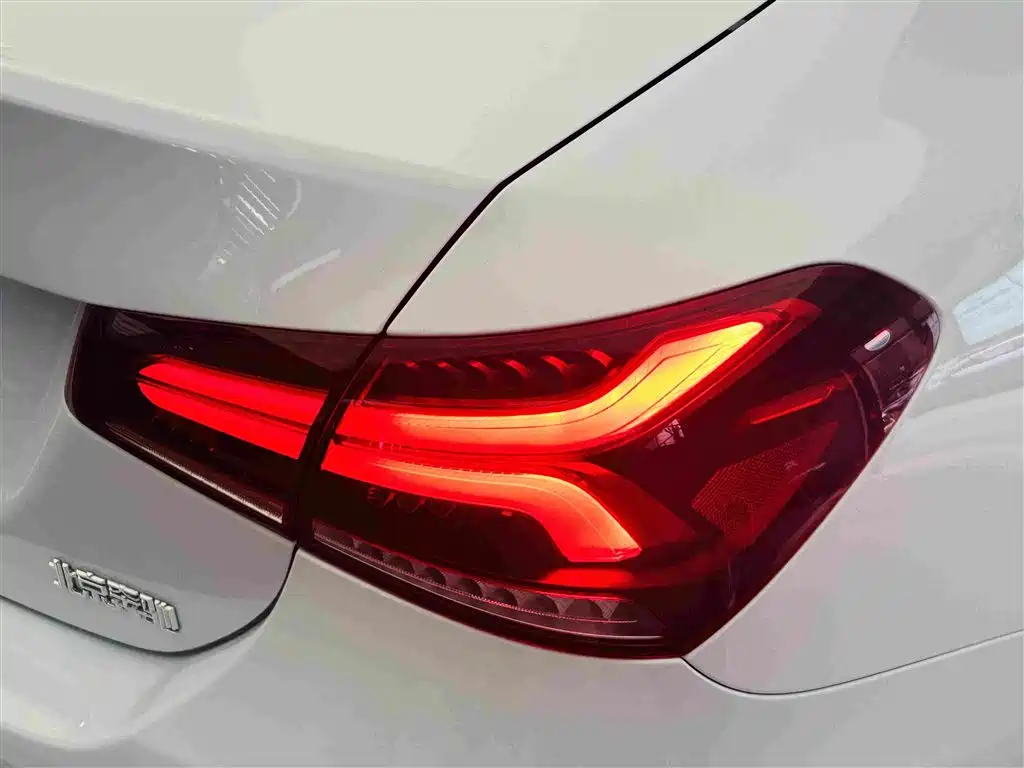 Фото 12 - Mercedes-Benz A-Class