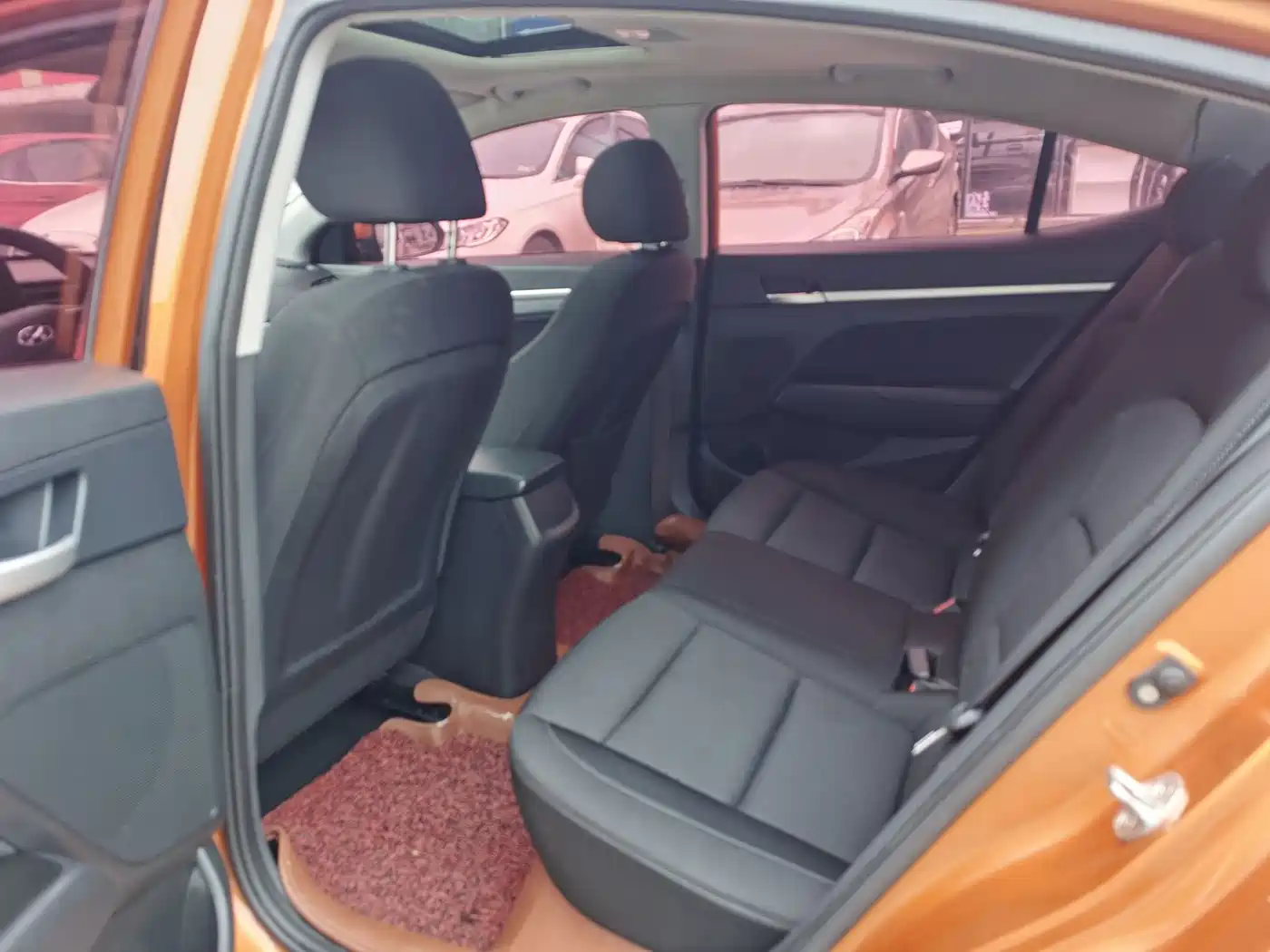 Hyundai Elantra 2016 Model 1.6L Automatic Smart Elite фото 4
