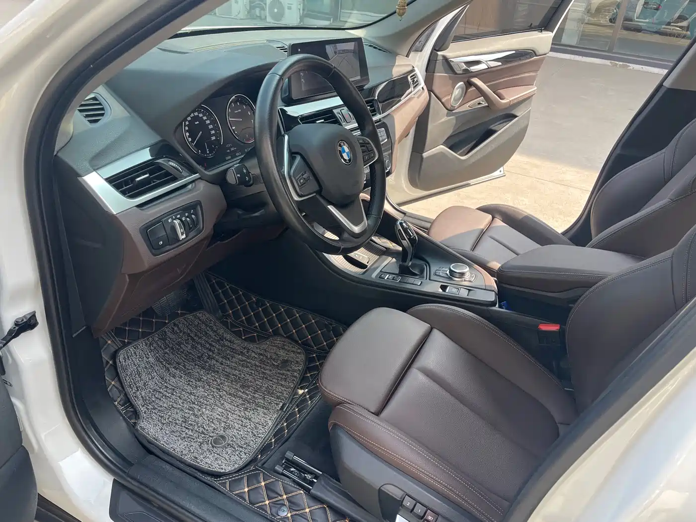 BMW X1 2022 sDrive20Li Fashion фото 13
