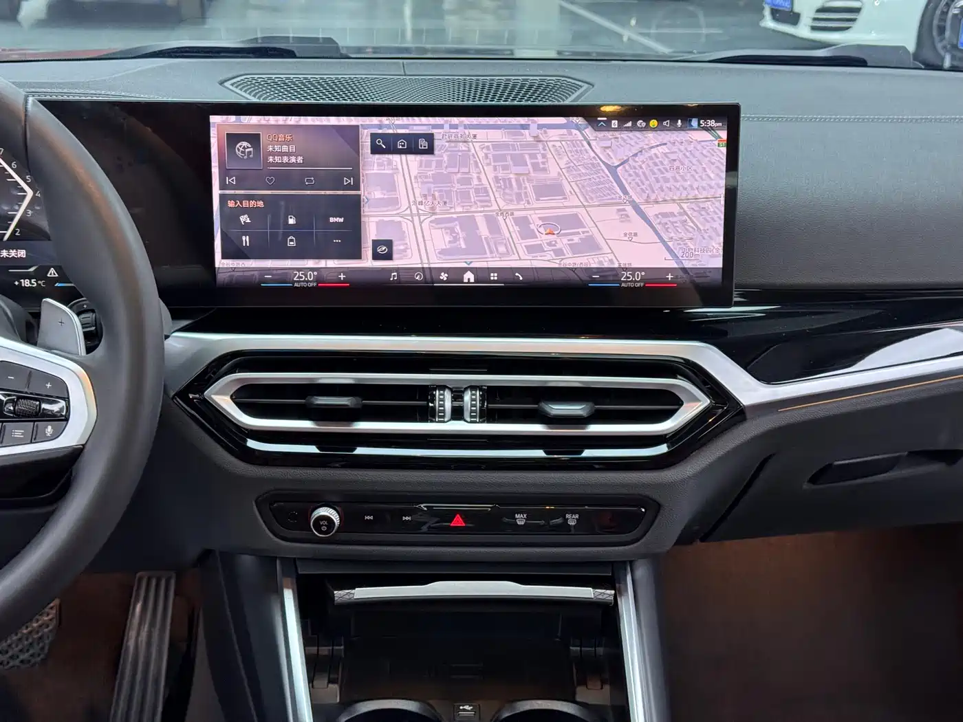 BMW 3 Series 2024 325Li M Sport Shadowline Package фото 11