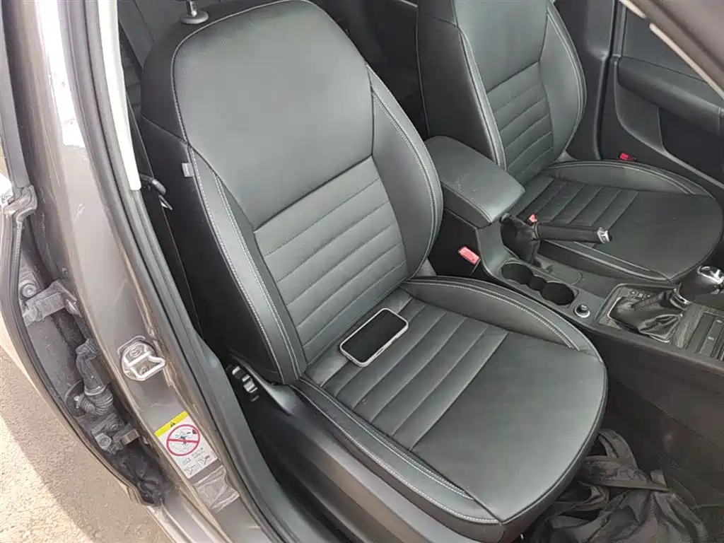 Škoda Octavia 2017 1.6L Automatic Smart Edition фото 25