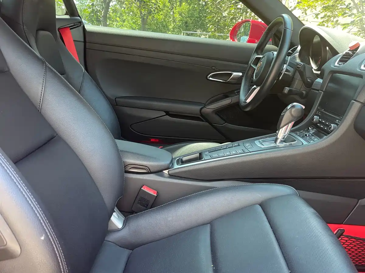 Porsche 718 2020 Cayman 2.0T фото 6