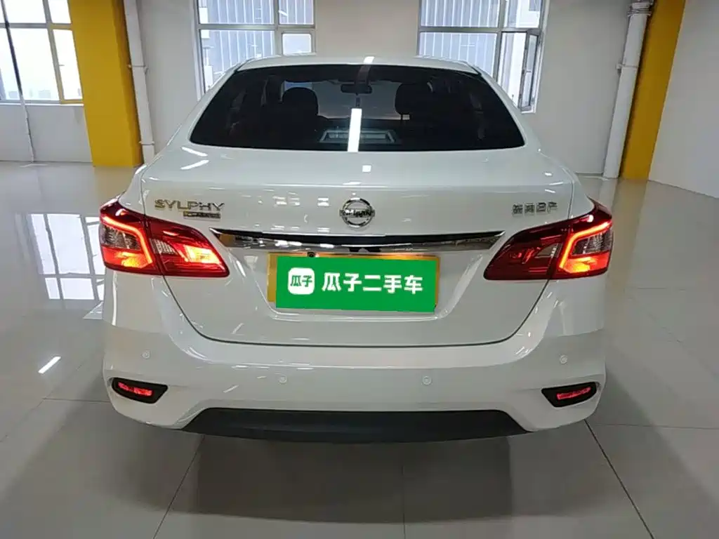 Nissan SYLPHY, миниатюра 6