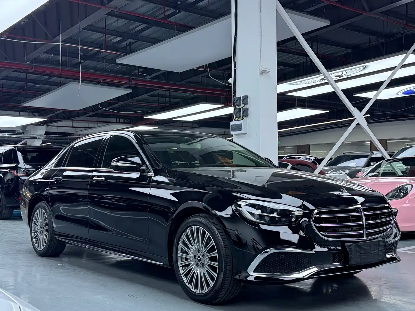 Mercedes-Benz E-Class 2020 E 300 L Fashion фото 3