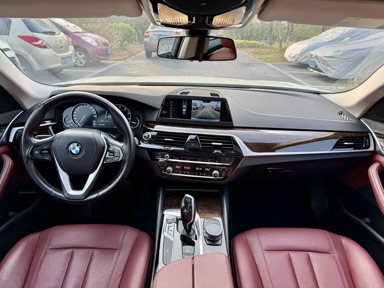 BMW 5 Series 2018 528Li Launch Special Edition фото 14