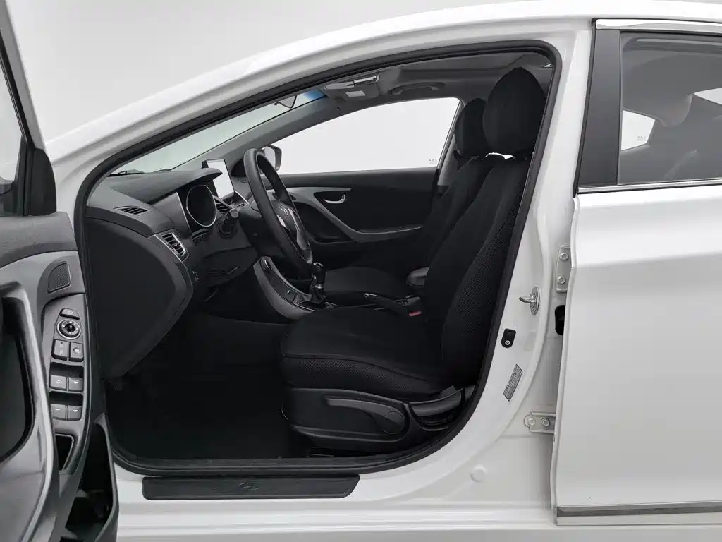 Hyundai Langdong 2017 2016 1.6L Manual Premium Edition